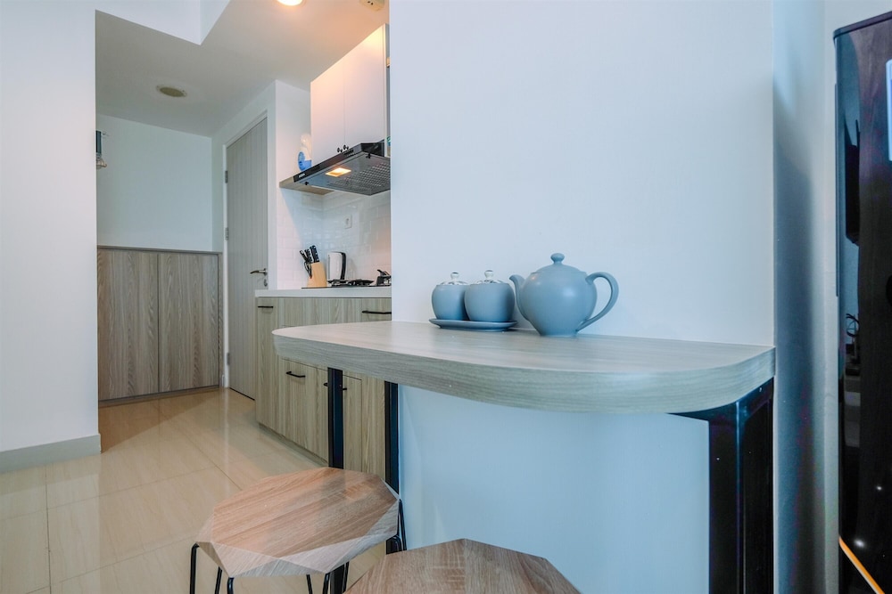 fully furnished with comfy design studio grand kamala lagoon apartment