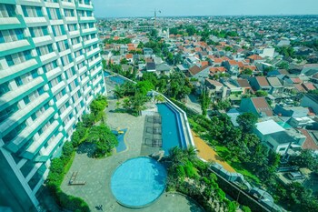 fully furnished with comfy design studio grand kamala lagoon apartment