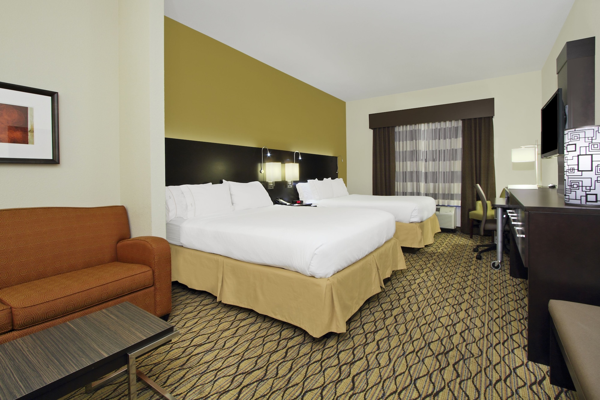 holiday inn express and suites colorado springs fi