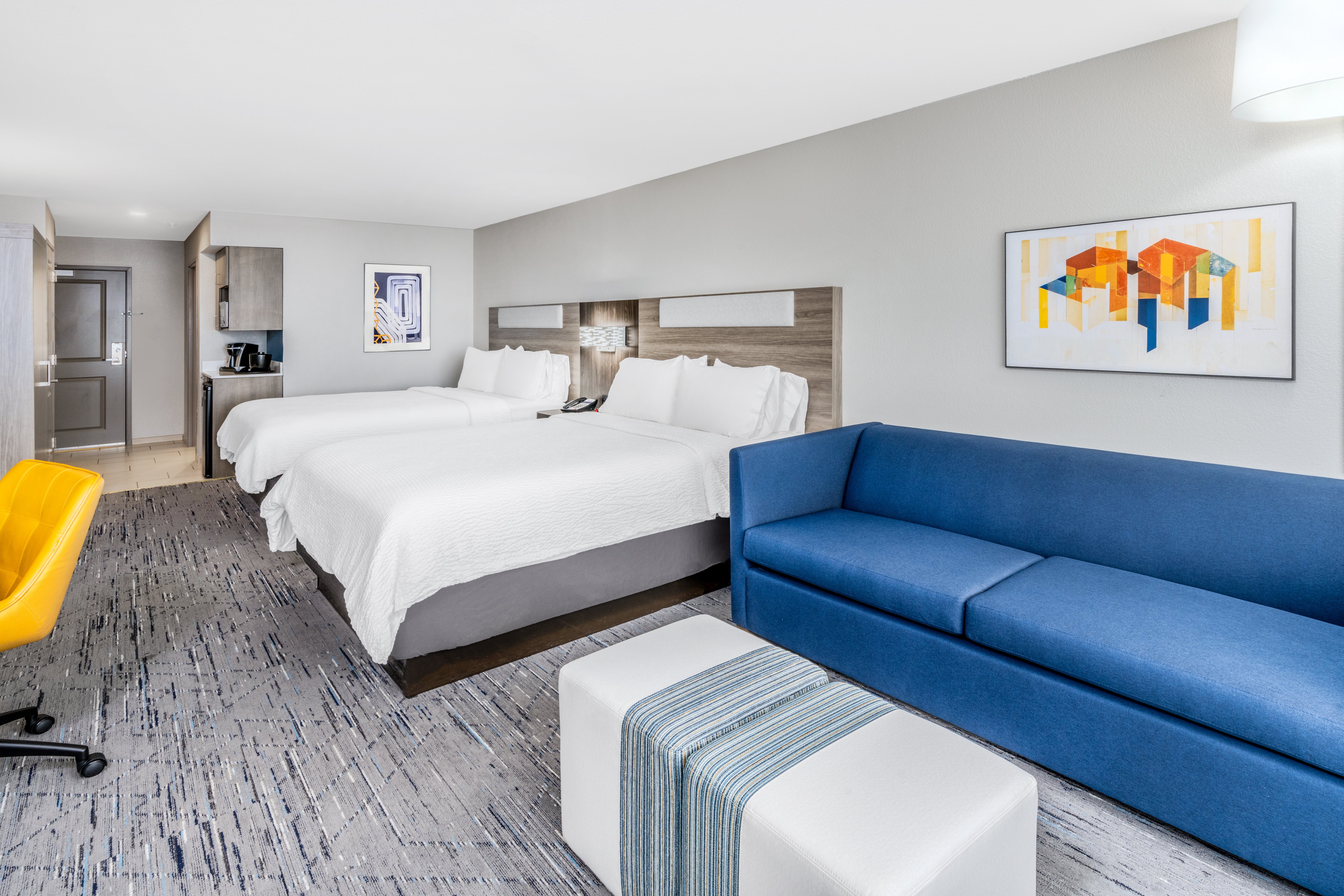 holiday inn express and suites colorado springs fi