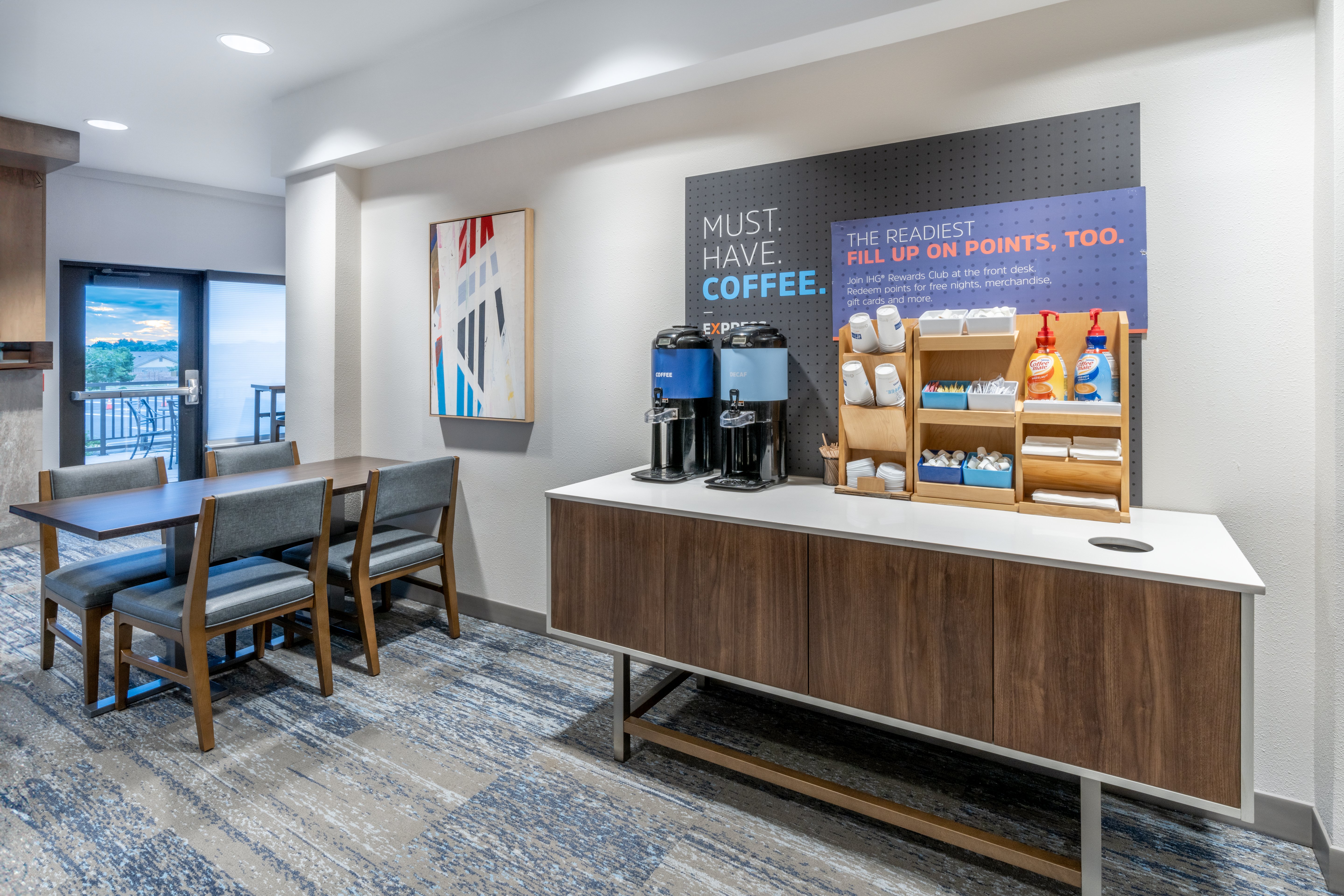 holiday inn express and suites colorado springs fi