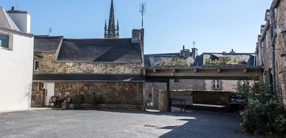 hotel du cheval blanc