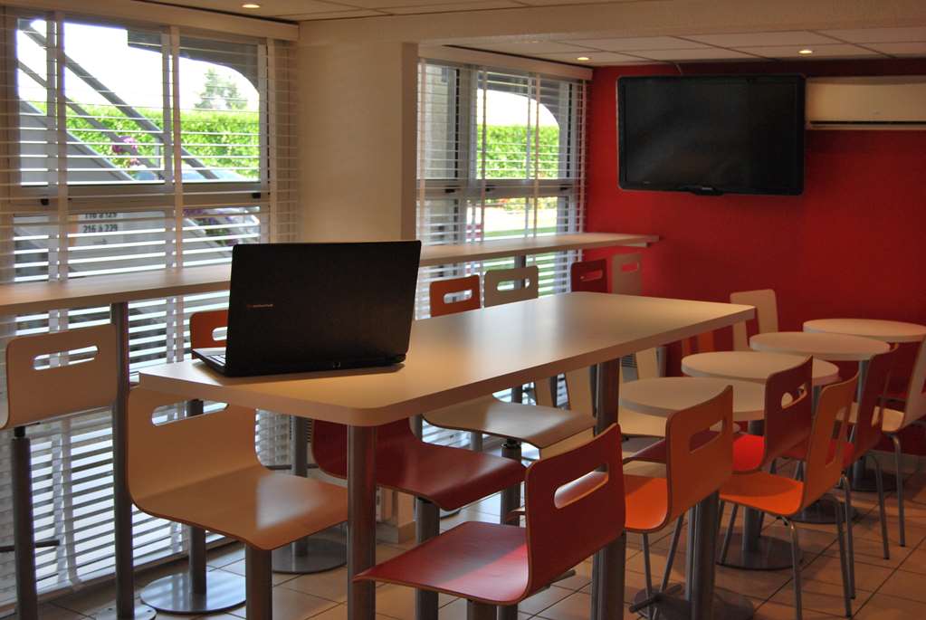premiere classe vannes