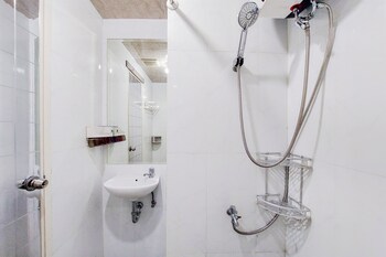 cozy and simply studio apartment at urban heights residences