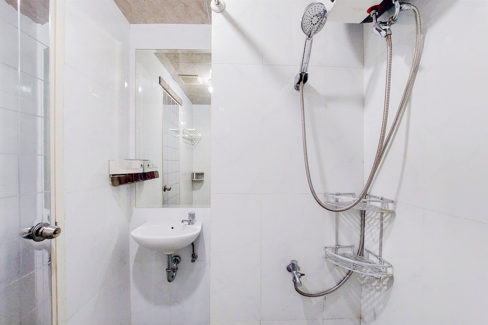 cozy and simply studio apartment at urban heights residences
