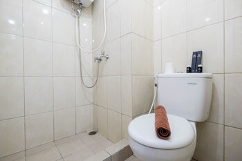 comfortable studio at springlake summarecon bekasi apartment
