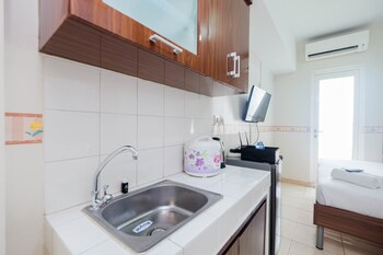 comfortable studio at springlake summarecon bekasi apartment