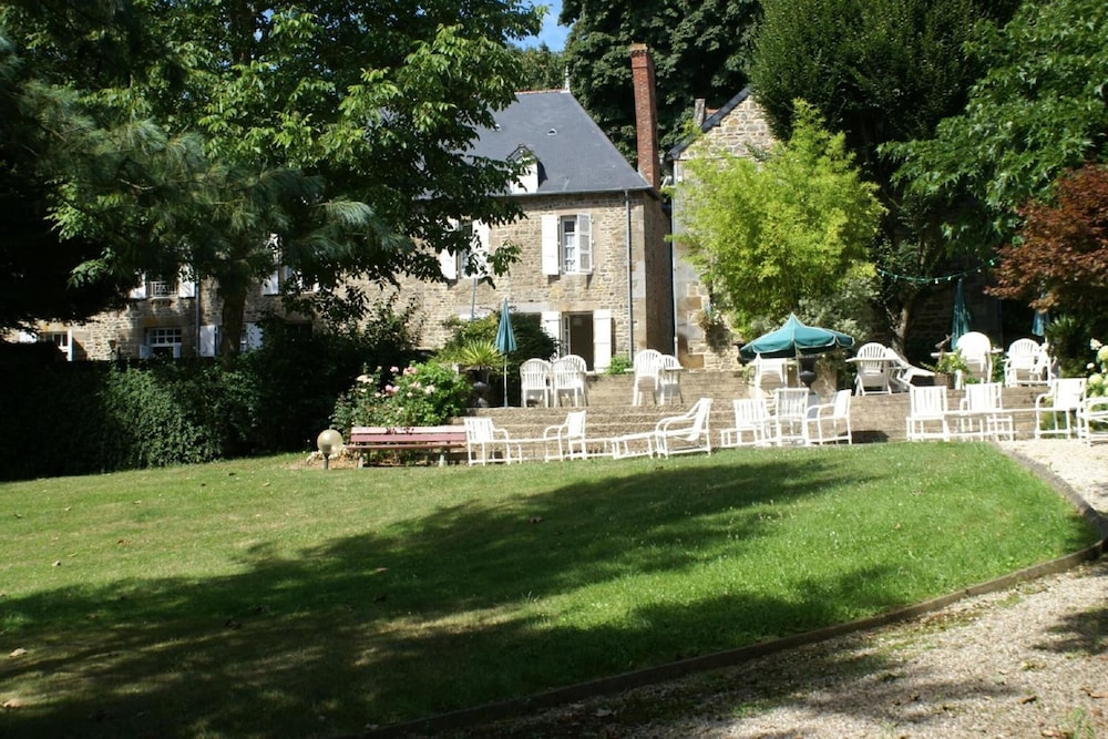 logis hotel du chateau