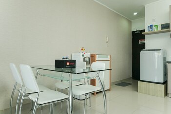 modern style 2br at tamansari semanggi apartment