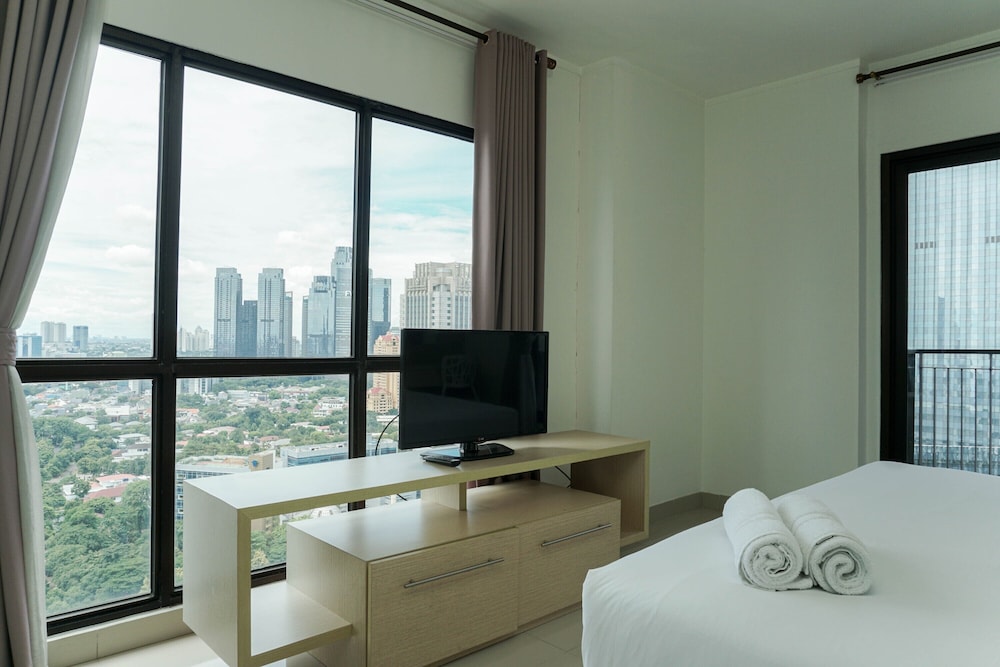 modern style 2br at tamansari semanggi apartment