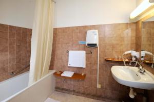 hotel des grands vins