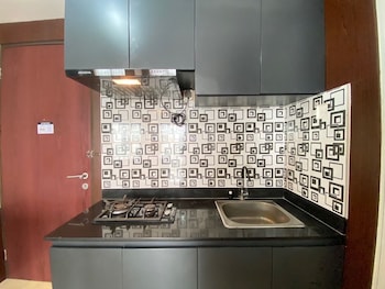 comfy and well appointed 2br at tamansari panoramic apartment