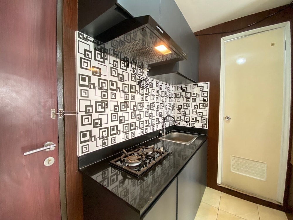 comfy and well appointed 2br at tamansari panoramic apartment