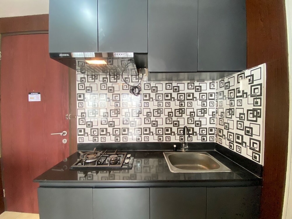 comfy and well appointed 2br at tamansari panoramic apartment