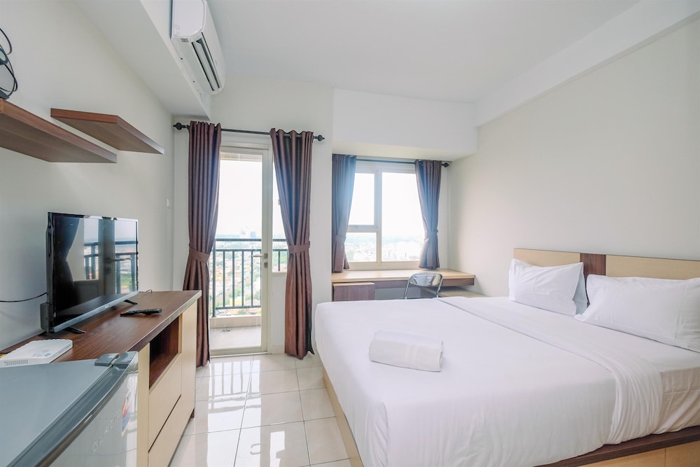 comfort living studio at margonda residence 5 apartment