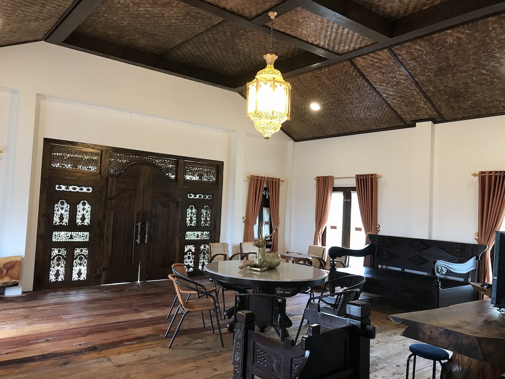 villa bawean terrace cipanas