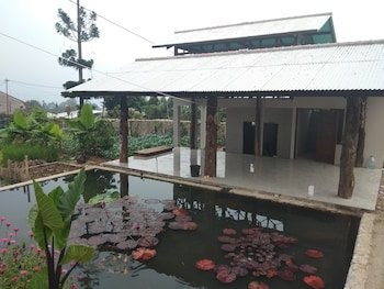 villa bawean terrace cipanas