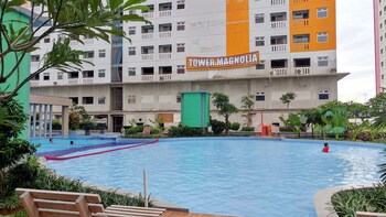 Cozy Living 2Br Green Pramuka City Apartment Next To Mall,,0 star