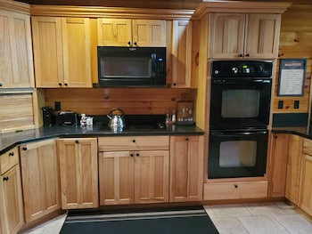 snyders knob bed and breakfast