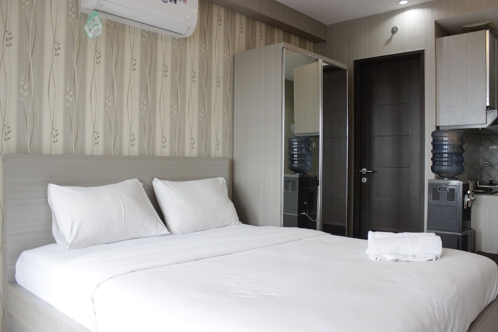 cozy studio apartment at mekarwangi square cibaduyut