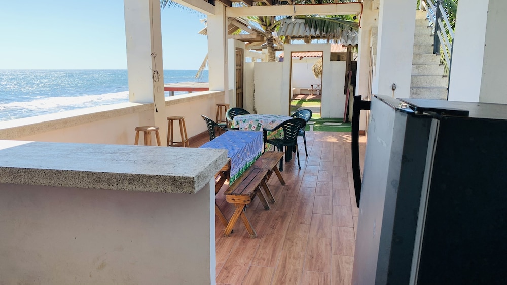aqua vista beach house