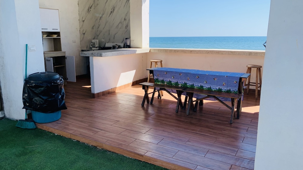 aqua vista beach house