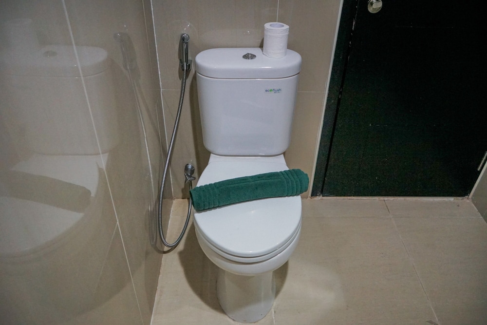 cozy and sweet studio at paramount skyline apartment