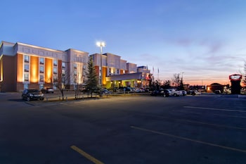 hampton inn and suites by hilton calgary airport