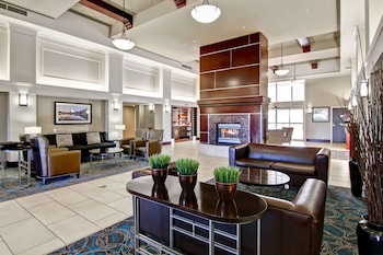 hampton inn and suites by hilton calgary airport