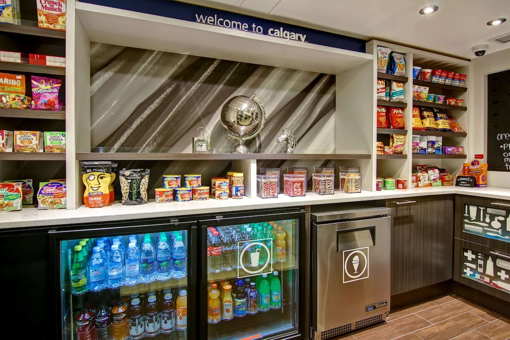 hampton inn and suites by hilton calgary airport