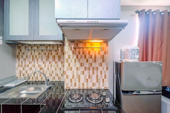 comfortable and simply studio room at margonda residence 5 apartment