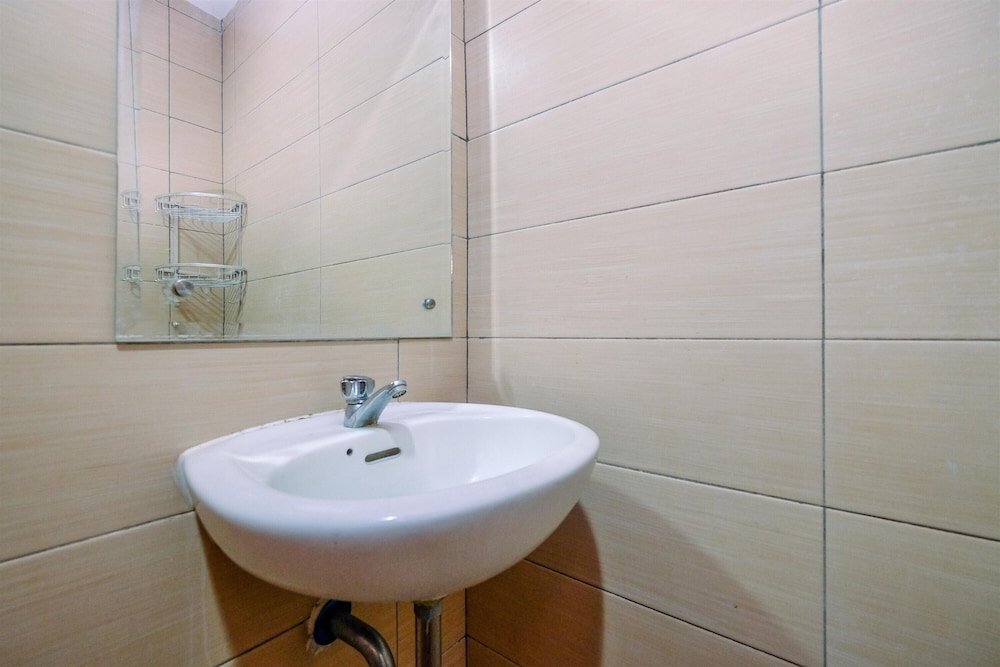 comfortable and simply studio room at margonda residence 5 apartment