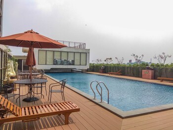 Fully Furnished Studio With Comfortable Design Dave Apartment,,0 star