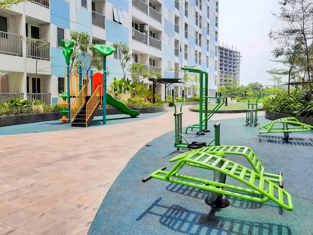 comfort living 1br at grand sentraland karawang apartment