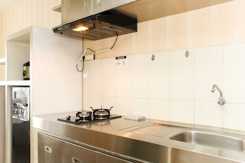 comfort living 1br at grand sentraland karawang apartment