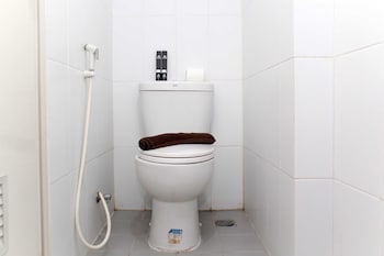 comfort living 1br at grand sentraland karawang apartment