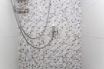 comfort living 1br at grand sentraland karawang apartment