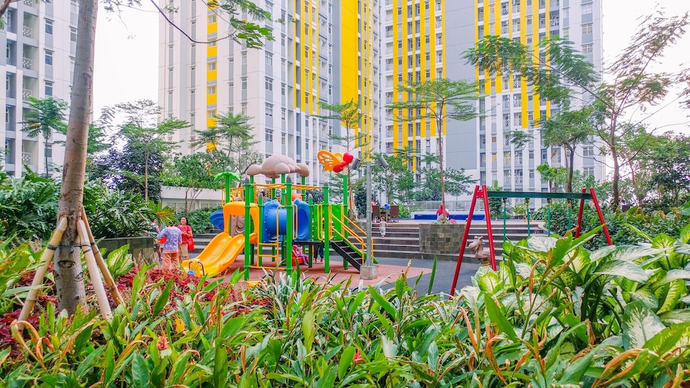 strategic studio at springlake summarecon apartment bekasi