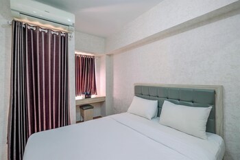 strategic studio at springlake summarecon apartment bekasi