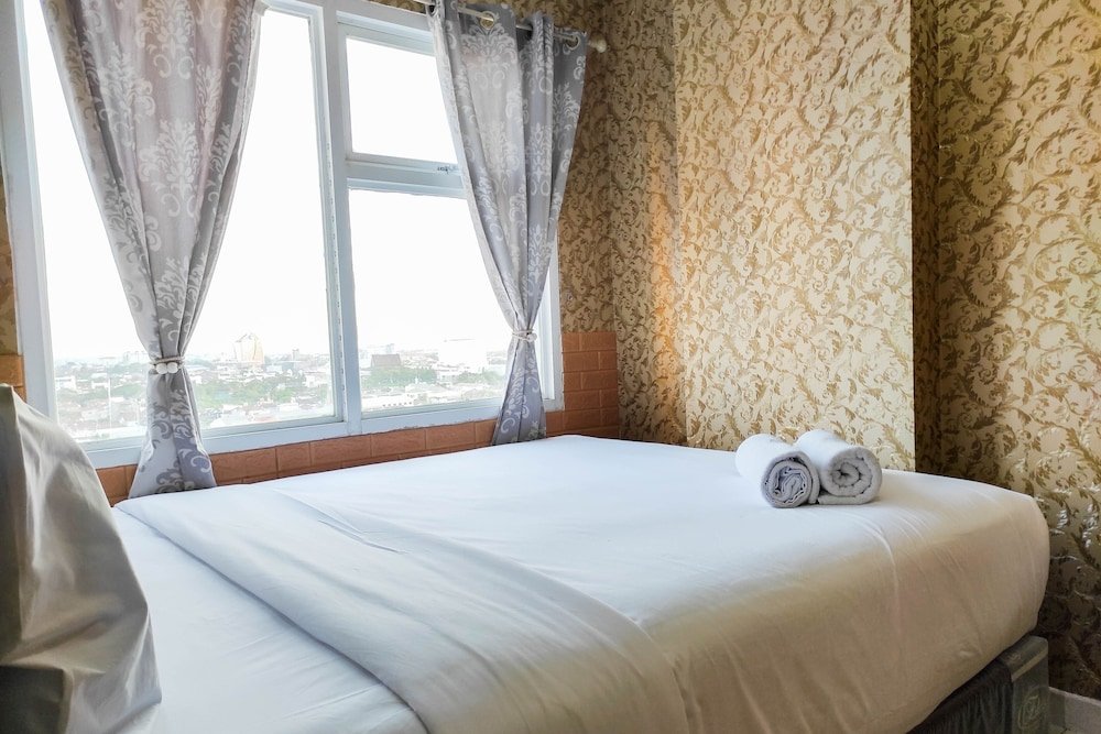 luxurious 2br at vida view makassar apartment