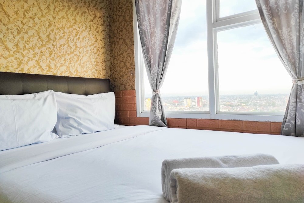 luxurious 2br at vida view makassar apartment