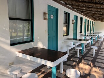 hotel bungalows marbella costa esmeralda