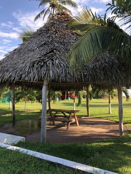 hotel bungalows marbella costa esmeralda