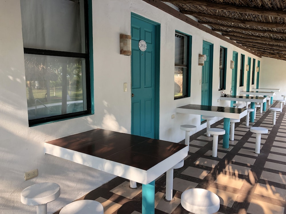 hotel bungalows marbella costa esmeralda