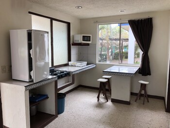 hotel bungalows marbella costa esmeralda