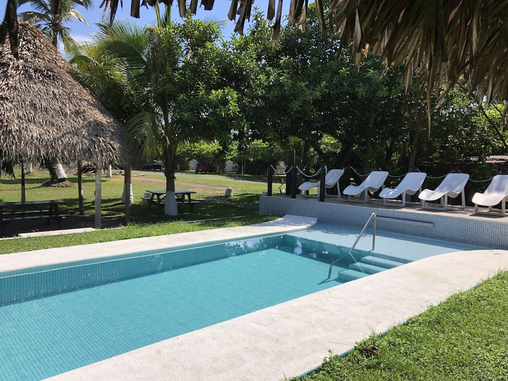 hotel bungalows marbella costa esmeralda