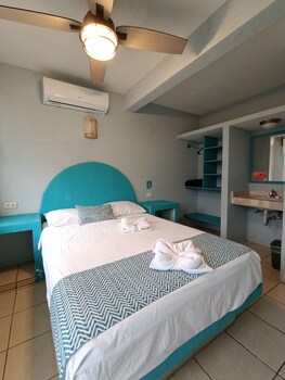 hotel bungalows marbella costa esmeralda