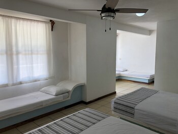 hotel bungalows marbella costa esmeralda