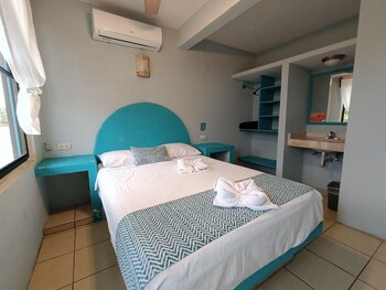 hotel bungalows marbella costa esmeralda