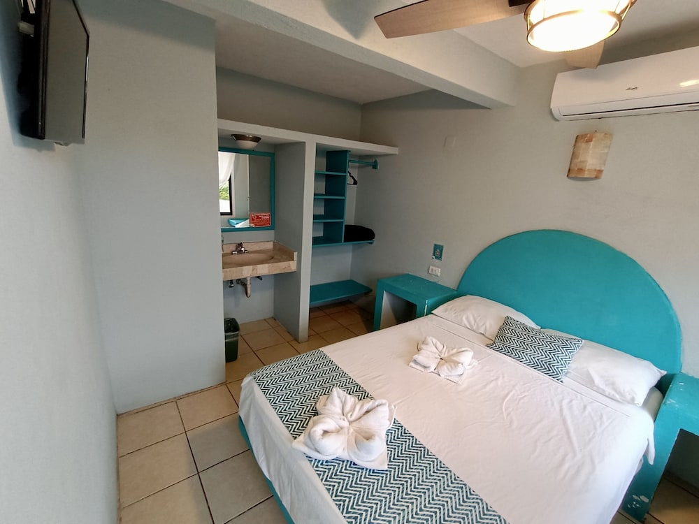 hotel bungalows marbella costa esmeralda